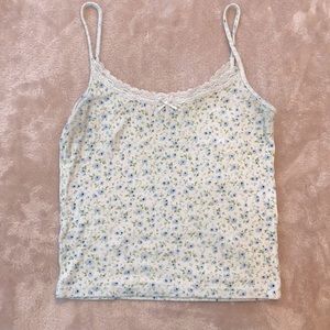 Brandy Melville white floral tank